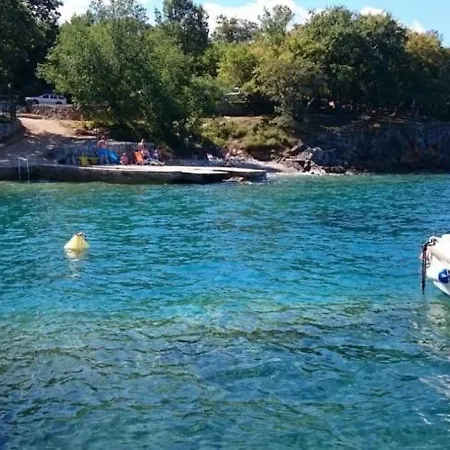 Mare Krk Apartman Milohnici