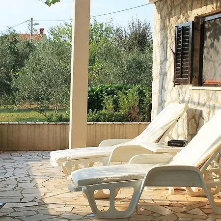 Mare Krk Apartment